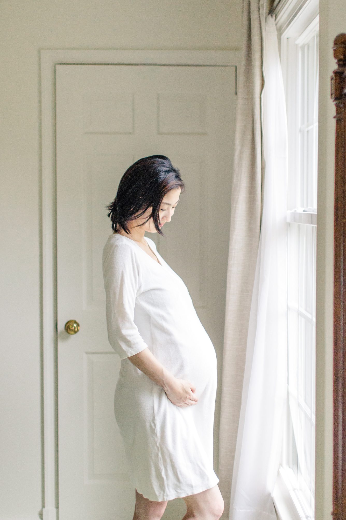 In-Home-Maternity-Photographer-Bethesda-MD_0008.jpg